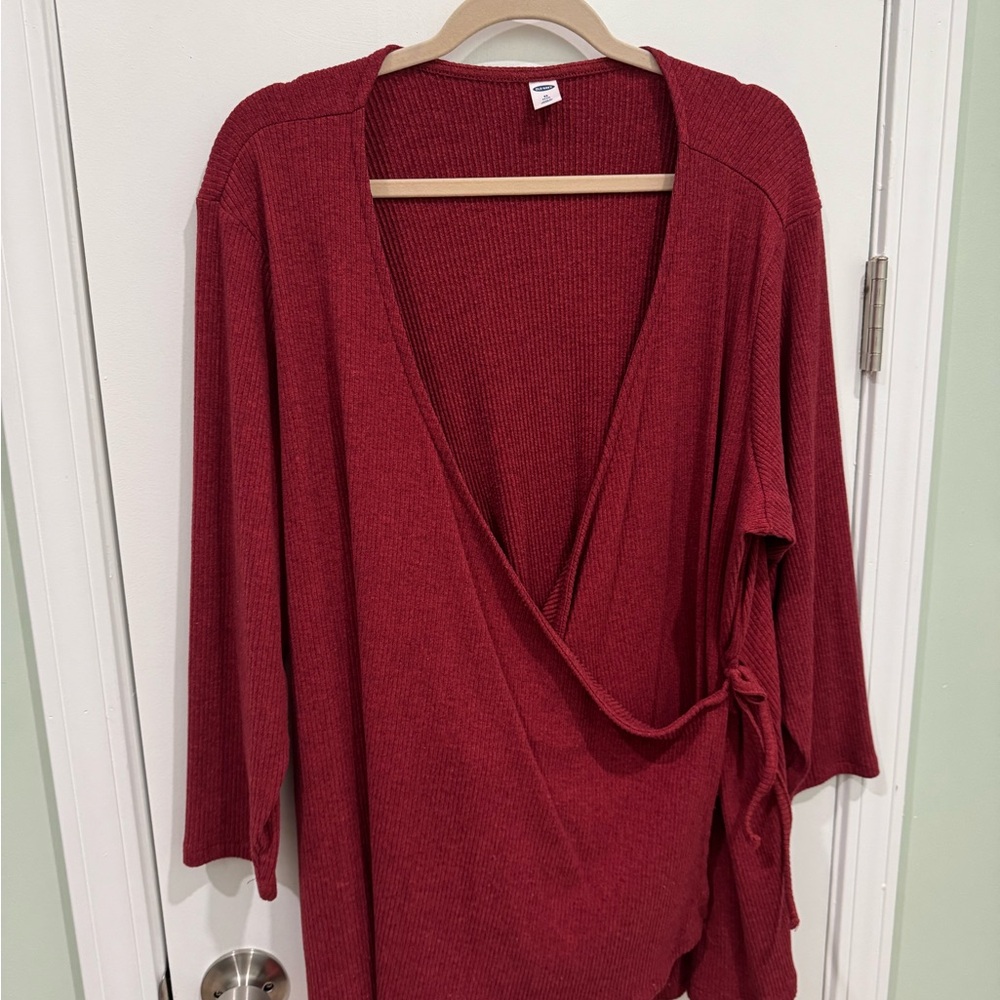 Old Navy Burgundy Knit Sweater